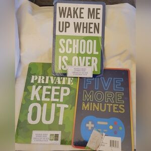 Double-Sided Decorative Signs Set - Green, Blue, Gray